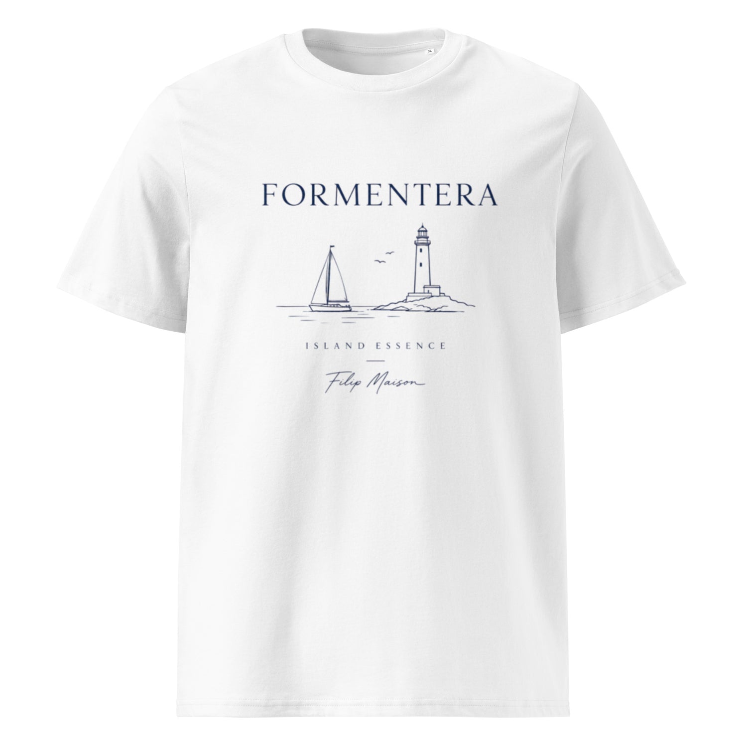 Camiseta Heritage FILIP Formentera — vista frontal, estampado velero minimalista, algodón orgánico GOTS | Filip Maison